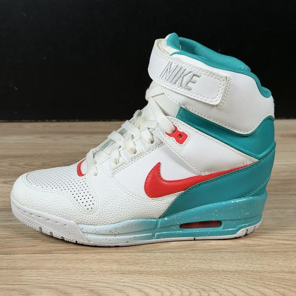 Nike Shoes Womens Size 7.5 White Green Air Revolution Sky Hi Sneakers 599410-101